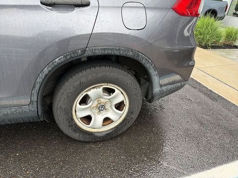 Used 2015 Honda CR-V LX image 5