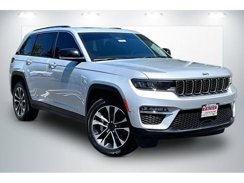 Used 2022 Jeep Grand Cherokee Limited RWD image 1