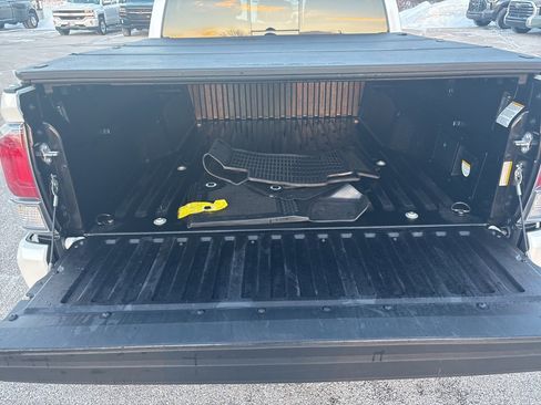 Used 2023 Toyota Tacoma TRD Sport image 4