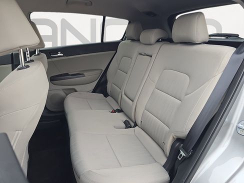 Used 2020 Kia Sportage LX image 18