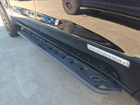 Used 2022 GMC Sierra 1500 Elevation AWD/4WD image 6