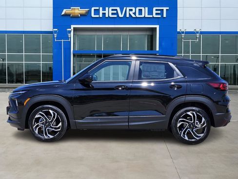 New 2026 Chevrolet TrailBlazer RS w/ Driver Confidence Package image 3