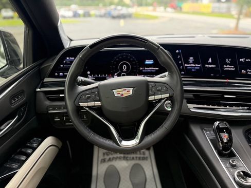 Used 2024 Cadillac Escalade Sport w/ LPO, ONYX Package AWD/4WD image 14
