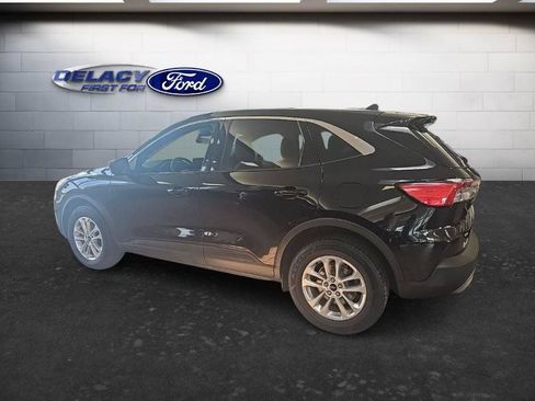 Used 2022 Ford Escape SE AWD/4WD image 3