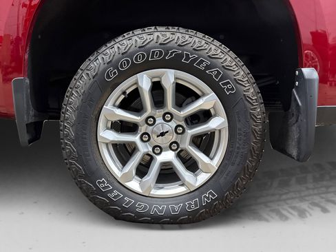 Used 2023 Chevrolet Silverado 1500 RST AWD/4WD image 53