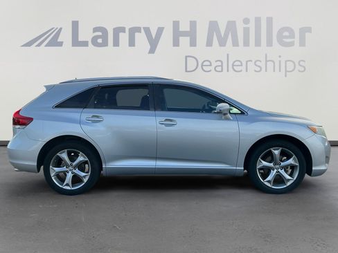 Used 2013 Toyota Venza LE image 6