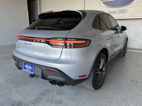 Used 2023 Porsche Macan Turbo image 12