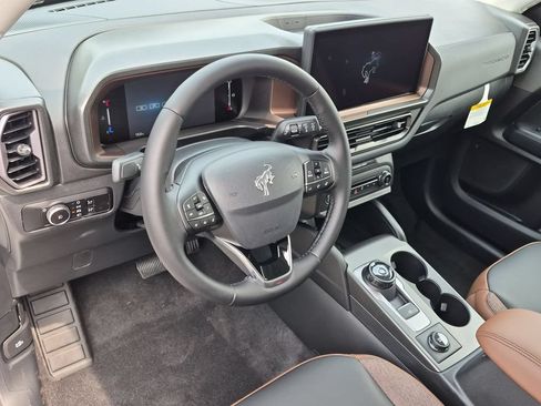 New 2026 Ford Bronco Sport Outer Banks w/ Outer Banks Tech Package+ AWD/4WD image 10