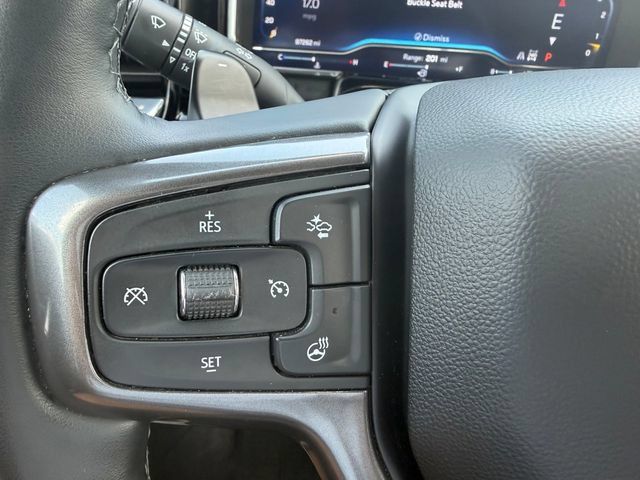 Used 2023 Chevrolet Silverado 1500 High Country w/ High Country Premium Package AWD/4WD image 25