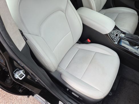 Used 2014 Kia Cadenza Limited image 15