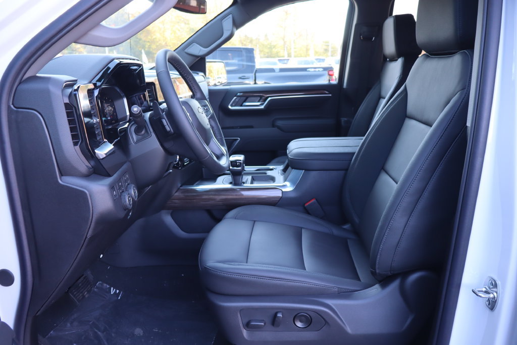 New 2026 Chevrolet Silverado 1500 RST AWD/4WD image 5