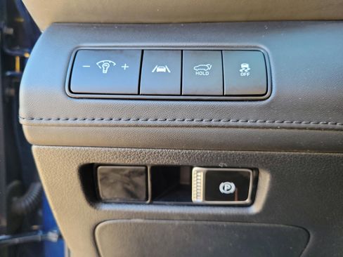 Certified 2023 Hyundai Santa Fe SEL w/ Premium Package image 24