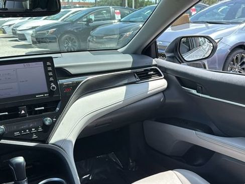 Used 2023 Toyota Camry XLE FWD image 14
