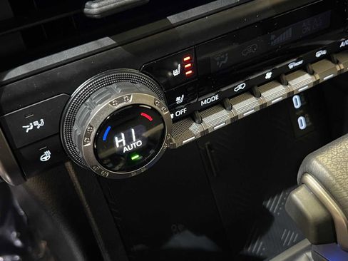 Certified 2025 Toyota 4Runner Limited image 27