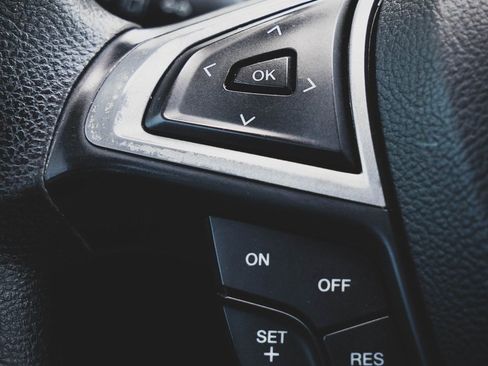 Used 2019 Ford Fusion S image 8