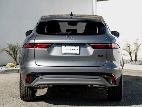 New 2026 Jaguar F-PACE R-Dynamic S image 8