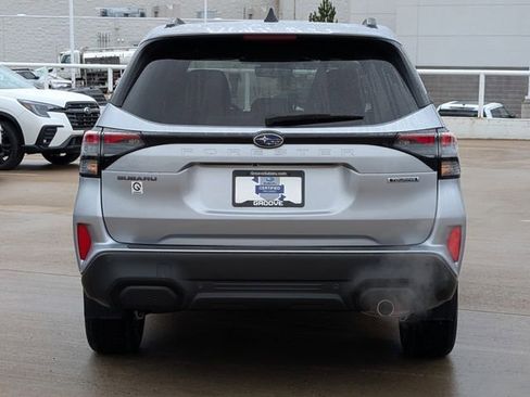 Certified 2025 Subaru Forester Touring w/ Protection Package AWD/4WD image 5