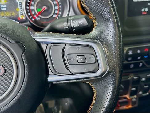 Used 2021 Jeep Gladiator Mojave w/ LED Lighting Group AWD/4WD image 26