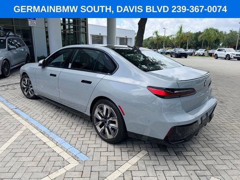 Certified 2023 BMW 740i RWD image 3