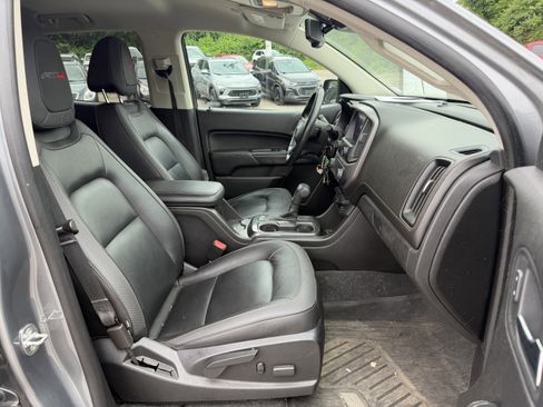 Used 2021 GMC Canyon AT4 w/ Driver Alert Package AWD/4WD image 10