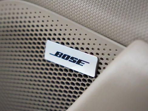 Certified 2025 Porsche Taycan 4S image 18