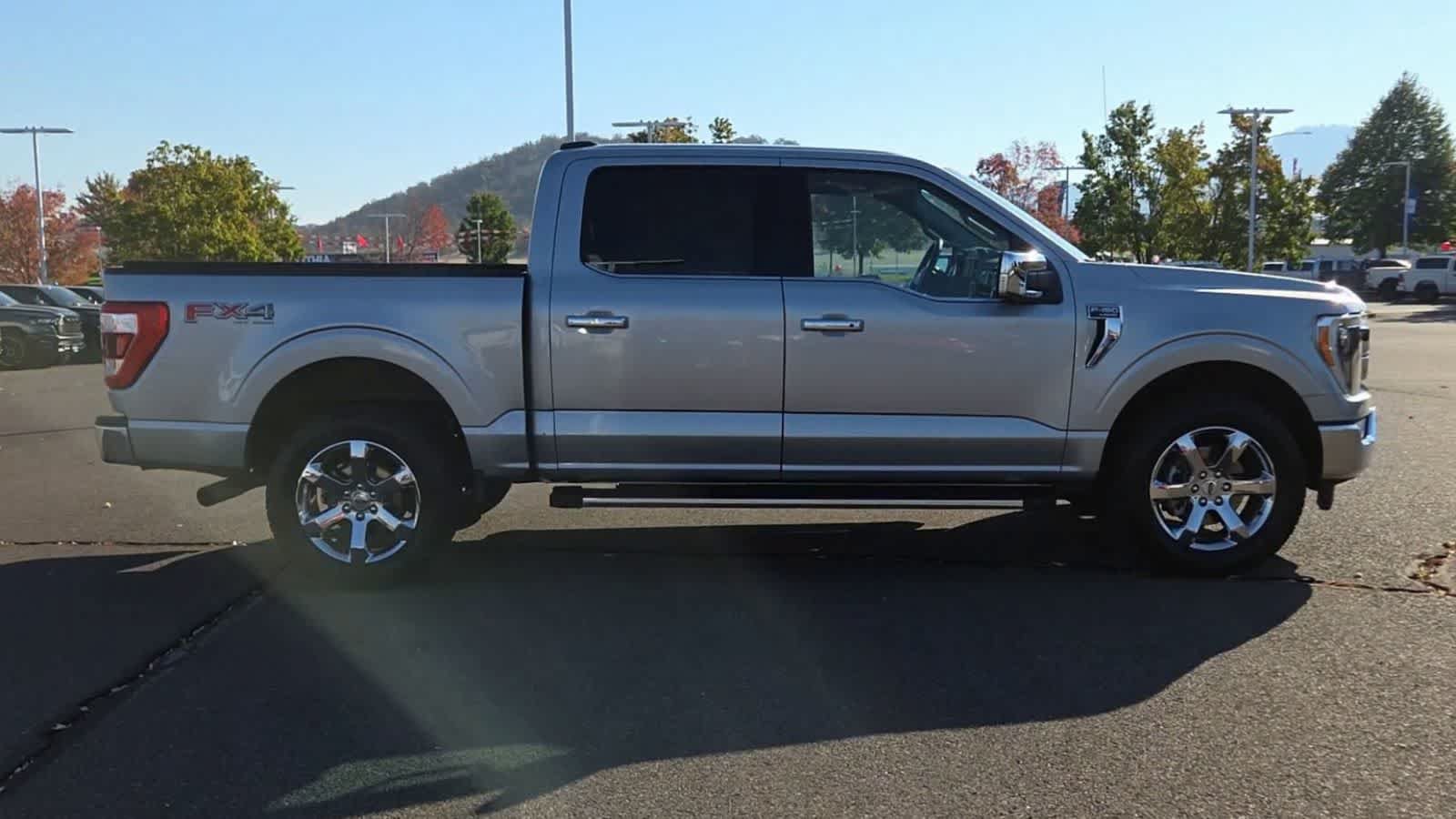 Used 2021 Ford F150 Lariat w/ Equipment Group 502A High AWD/4WD image 9