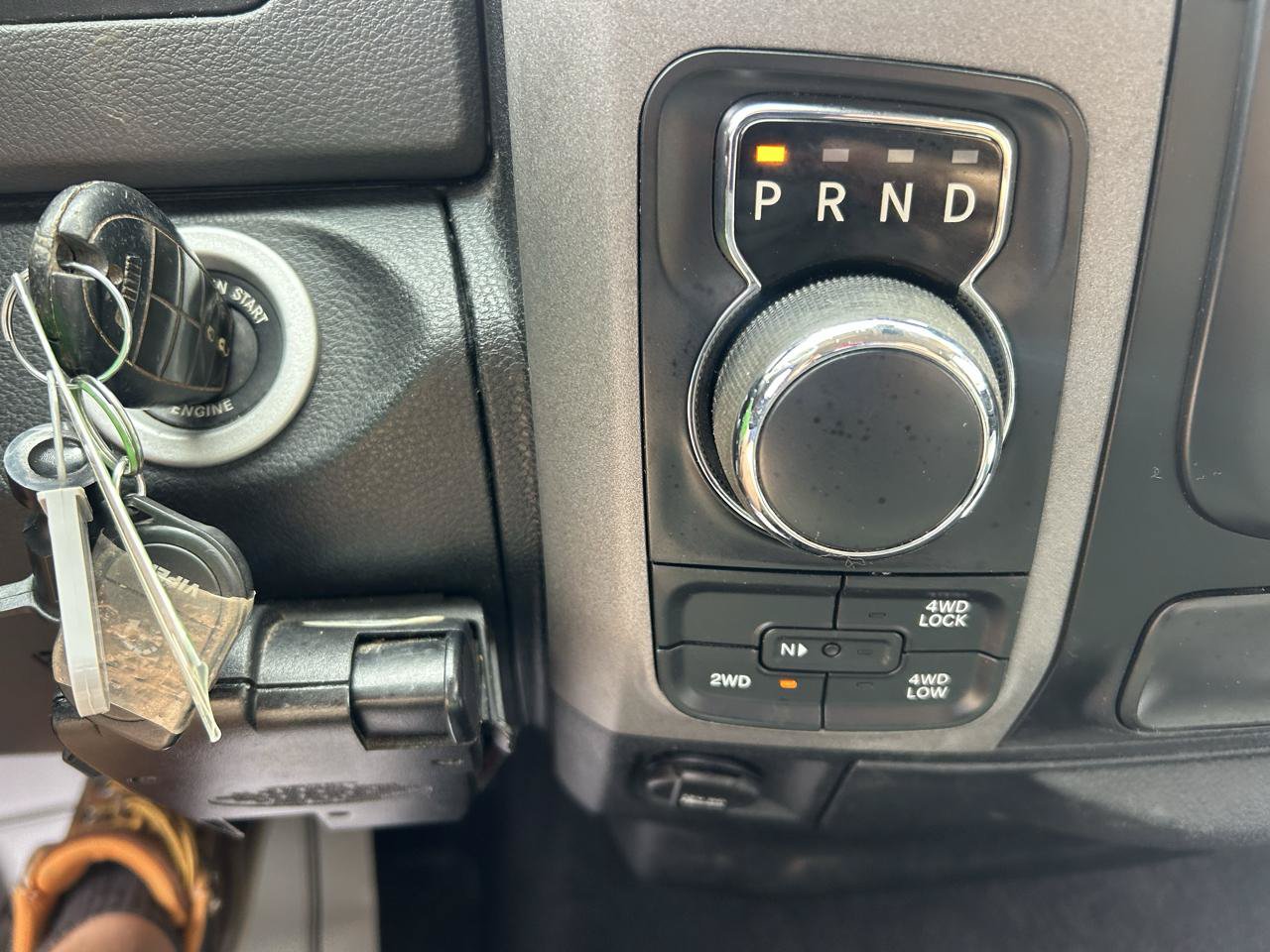 Used 2017 RAM 1500 ST w/ SXT Appearance Group AWD/4WD image 24