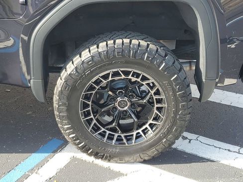 Used 2025 GMC Sierra 1500 Elevation w/ Elevation Premium Package image 13