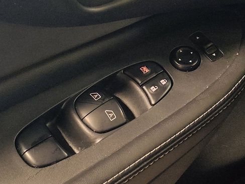 Used 2020 Nissan Murano SV FWD image 27