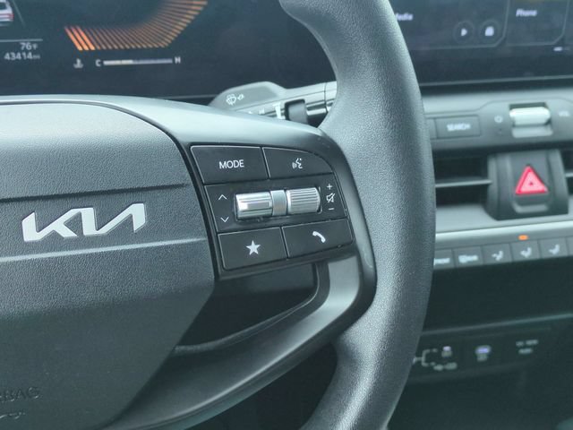 Used 2025 Kia K4 FWD image 17