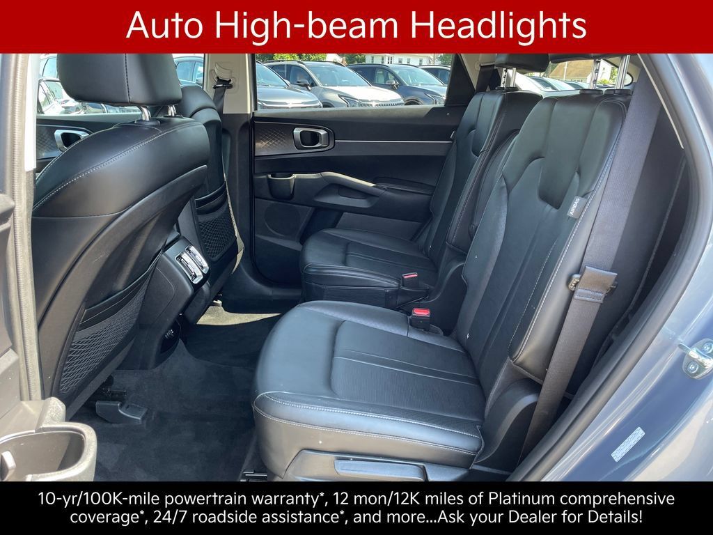 Certified 2025 Kia Sorento EX w/ Panoramic Sunroof Package AWD/4WD image 26
