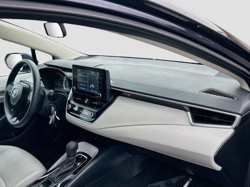 Used 2022 Toyota Corolla LE FWD image 26