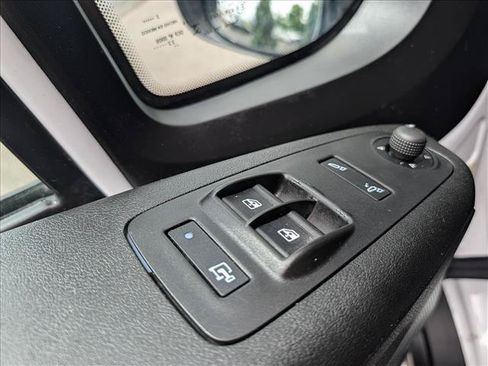 Used 2023 RAM ProMaster 2500 w/ Driver Convenience Group FWD image 25