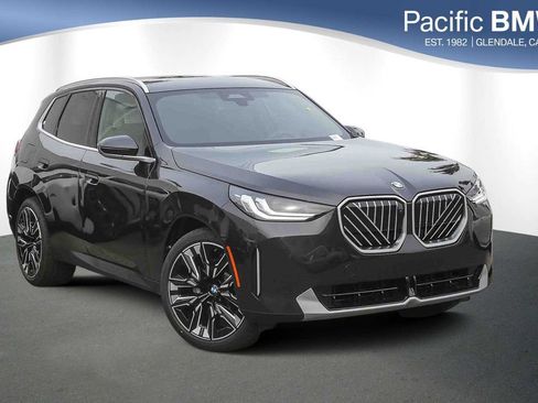New 2026 BMW X3 xDrive30 w/ Premium Package image 1