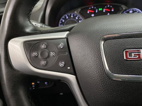 Used 2023 GMC Terrain SLT image 22