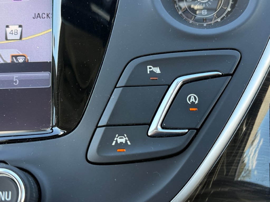 Used 2020 Buick Envision Premium AWD/4WD image 37