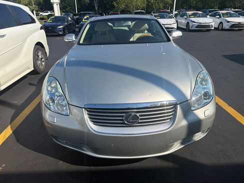 Used 2003 Lexus SC 430 Convertible RWD image 4