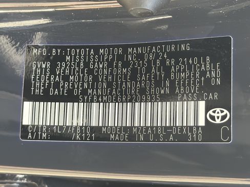 Used 2024 Toyota Corolla LE FWD image 32