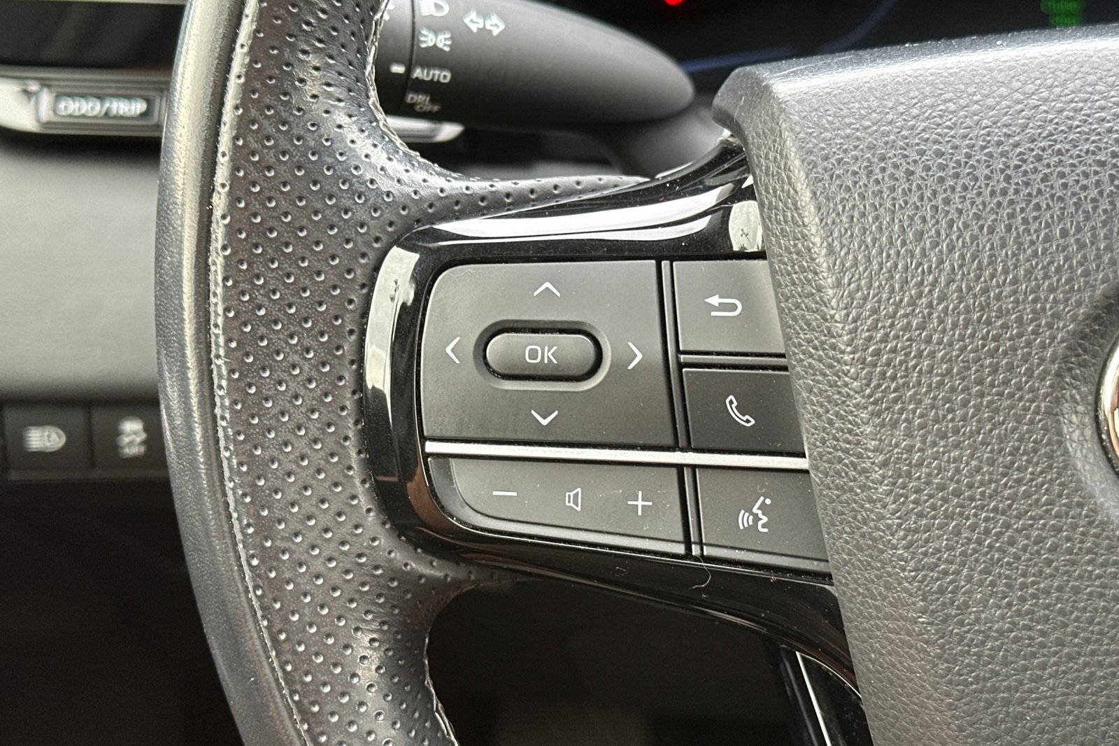 Used 2021 Toyota Mirai RWD image 37