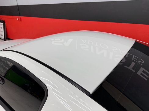 Used 2013 Ford Mustang GT Premium w/ Comfort Pkg image 17