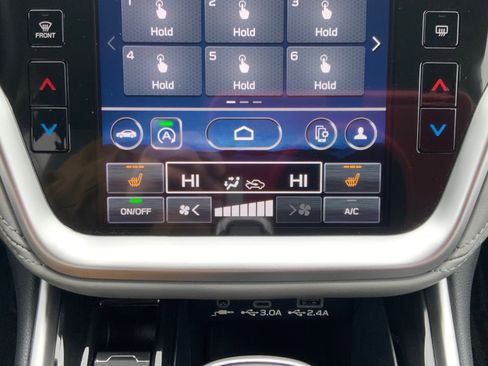 Used 2023 Subaru Outback Premium image 33