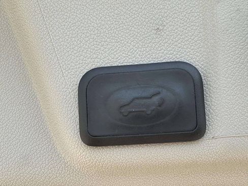 Used 2017 Buick Enclave Convenience FWD image 17