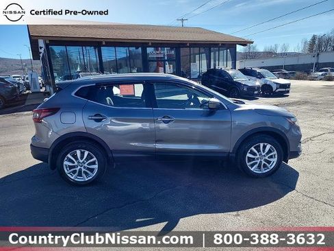 Certified 2020 Nissan Rogue Sport SV w/ All-Weather Package image 9