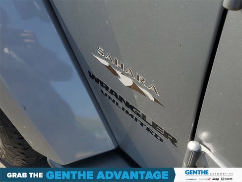 Used 2016 Jeep Wrangler Unlimited Sahara w/ Connectivity Group image 7