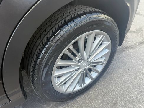Used 2019 Hyundai Kona SEL FWD image 29