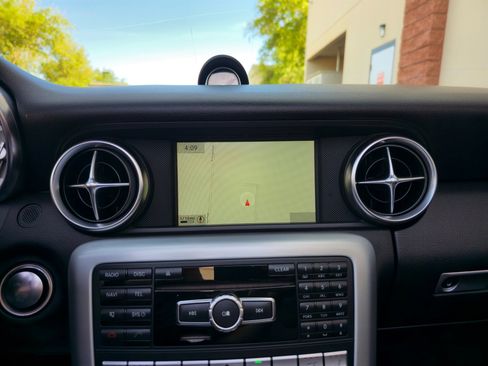 Used 2016 Mercedes-Benz SLK 350 image 20