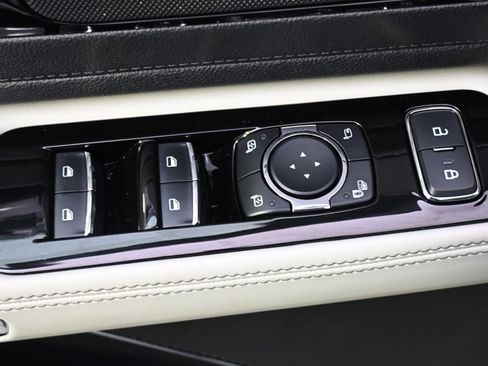 New 2026 Lincoln Aviator AWD image 24