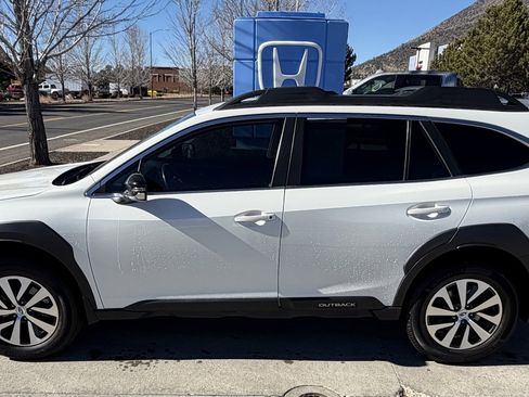 Used 2023 Subaru Outback Premium w/ Popular Package #1 image 2