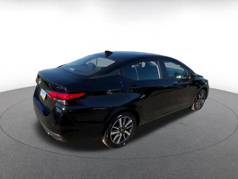 Used 2025 Nissan Versa SV image 15