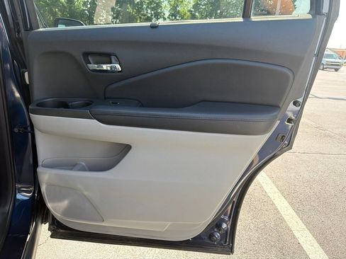 Certified 2020 Honda Pilot Touring image 24